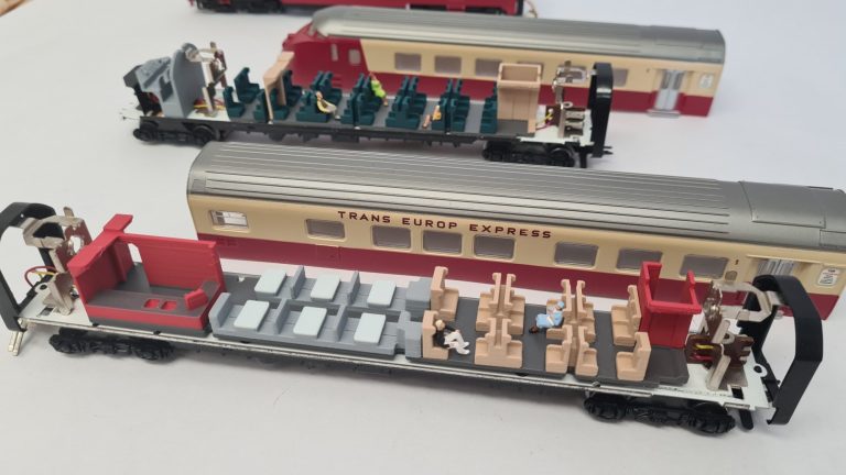 Inneneinrichtung 3D Druck für Märklin 3070 3071 2er Set RAm TEE LED UMBAU BEIGE